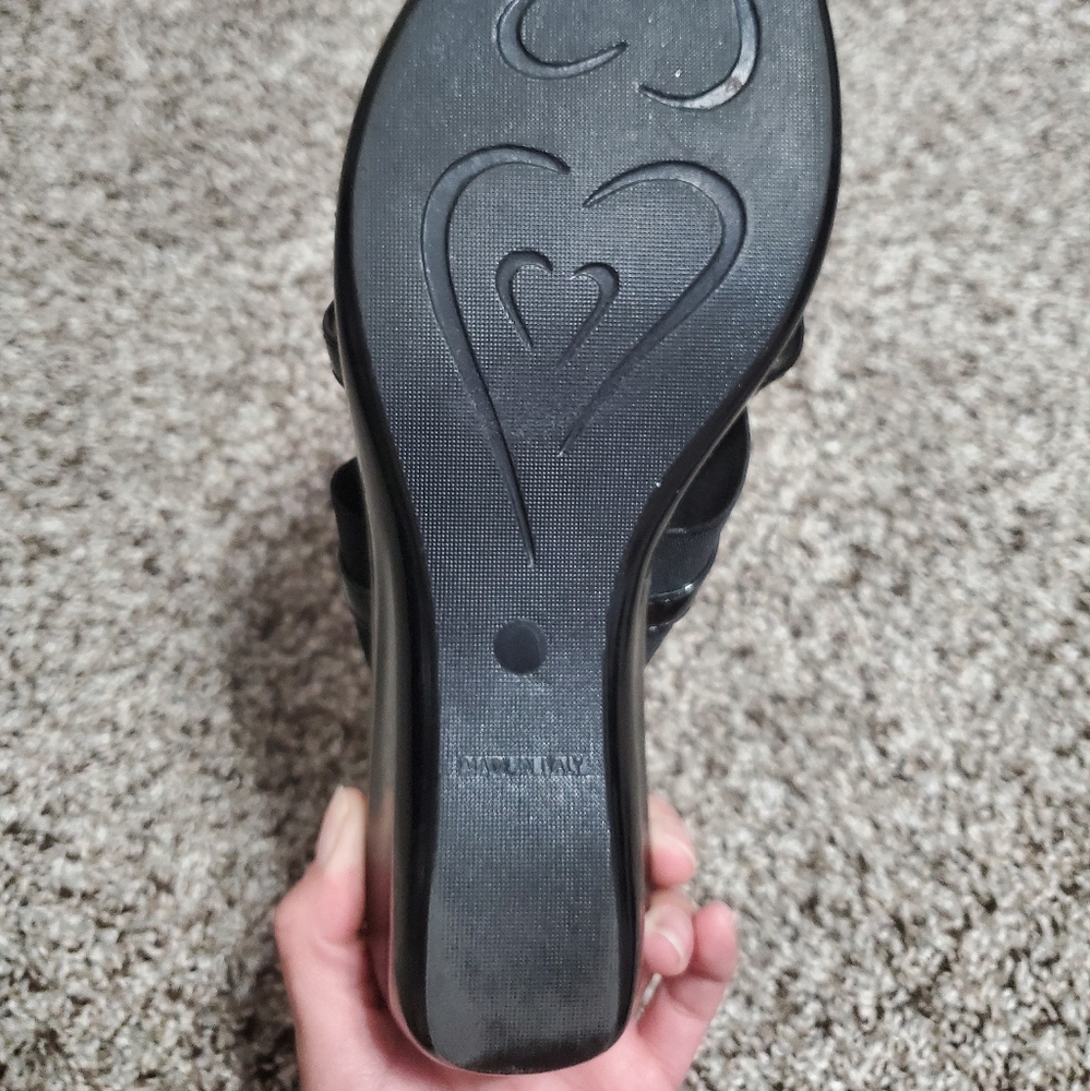 Black Strappy Women's Sandals Size 8 - Picture 7 of 10